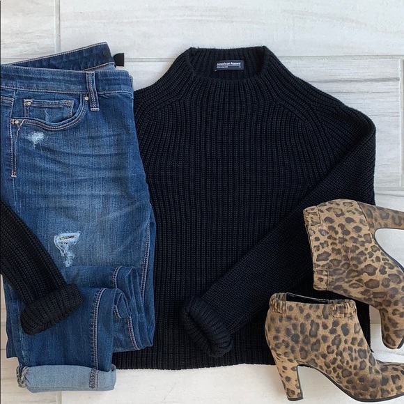 American Apparel Sweaters - American apparel knitted cropped sweater